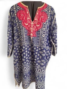 Soft Surroundings Blue and Cream Tunic with Pink Embroidery